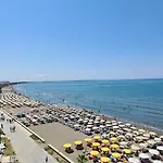 Sea View Apartment 1
